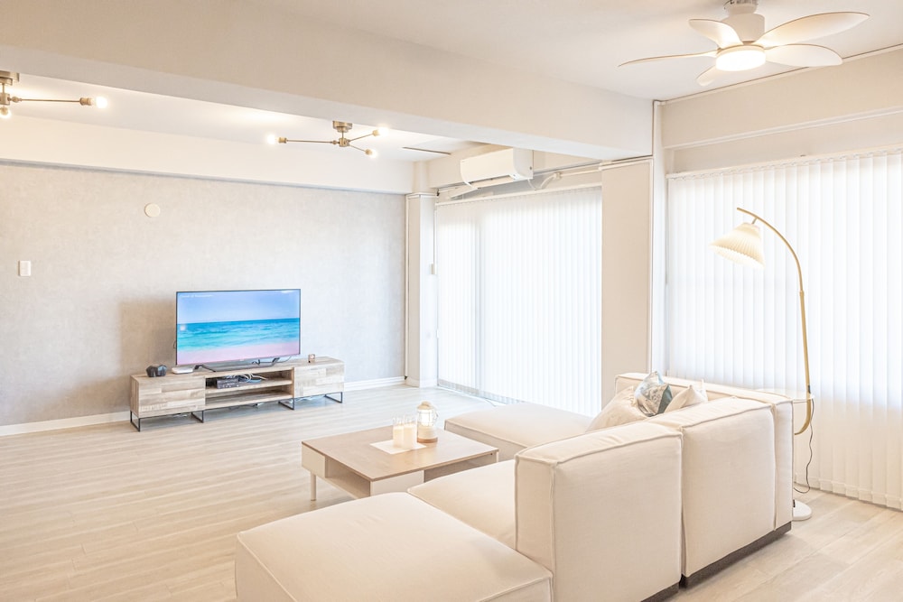 White Beach House 30/44