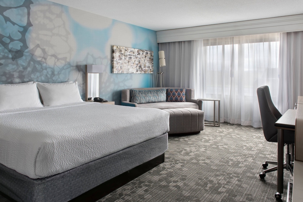 Courtyard By Marriott Newburgh Stewart Airport 7/41