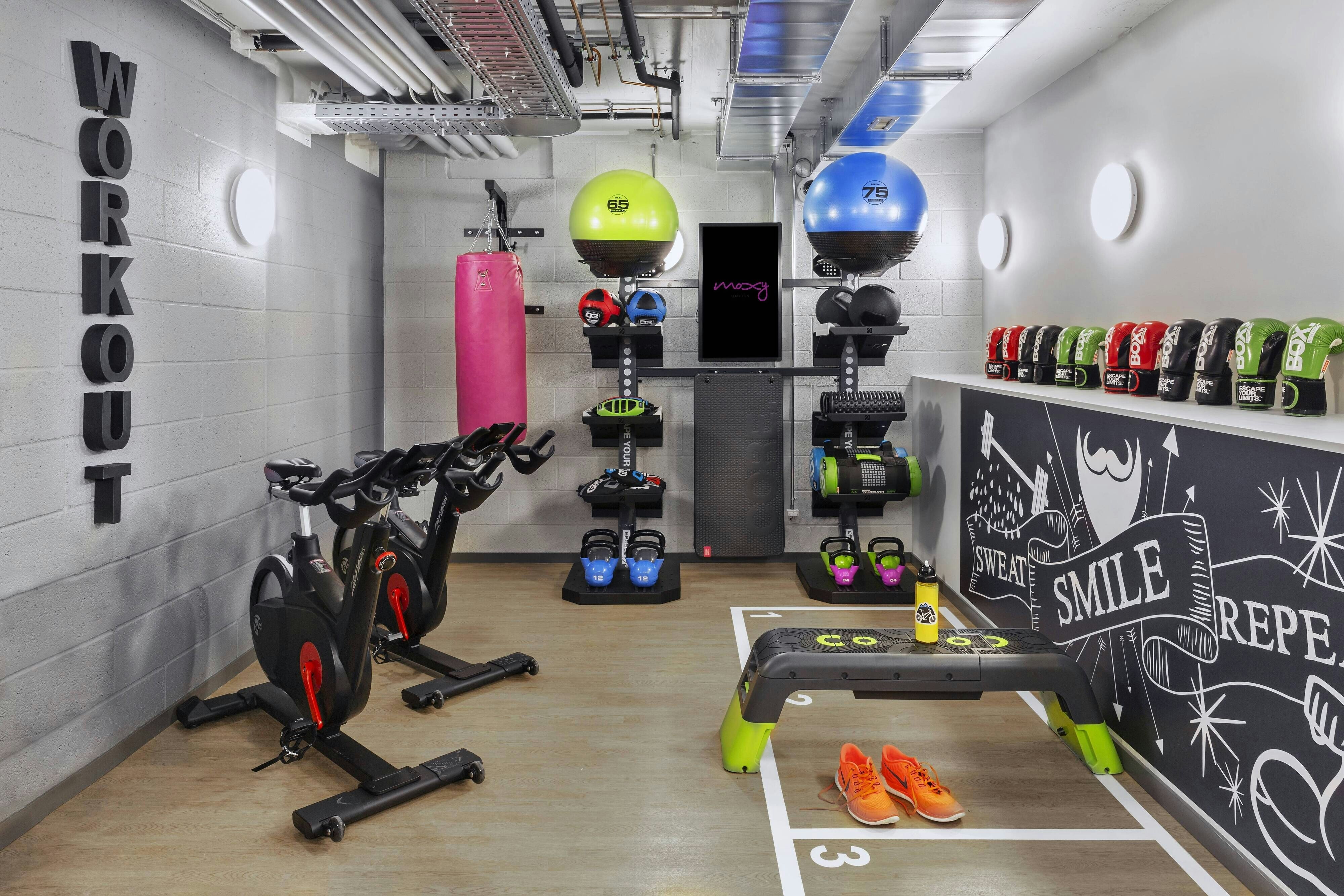 Moxy Lausanne City 6/19