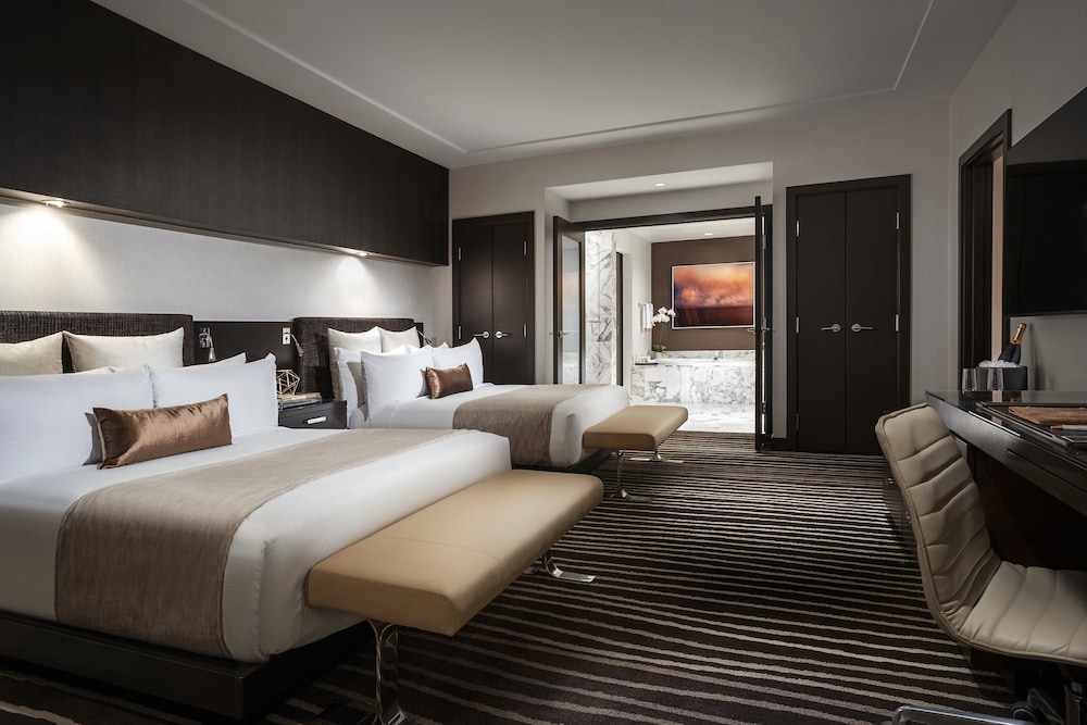 SIGNATURE, SUITE, 2 QUEEN BEDS