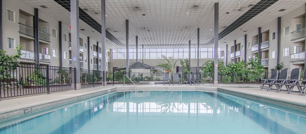 Coast Kamloops Hotel And Conference Centre 4/50
