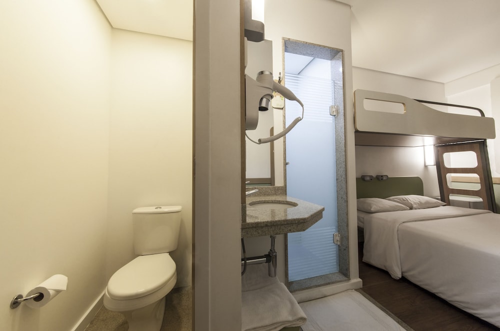 Ibis Budget Manaus 22/61