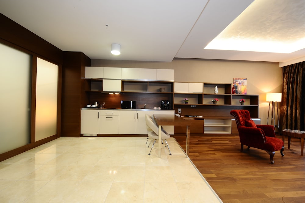 Ramada by Wyndham Podgorica 18/43