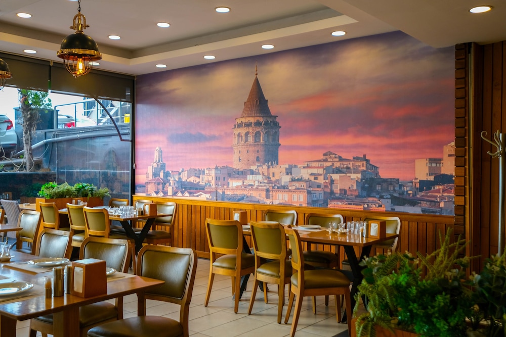 B'Istanbul Hotel 34/50