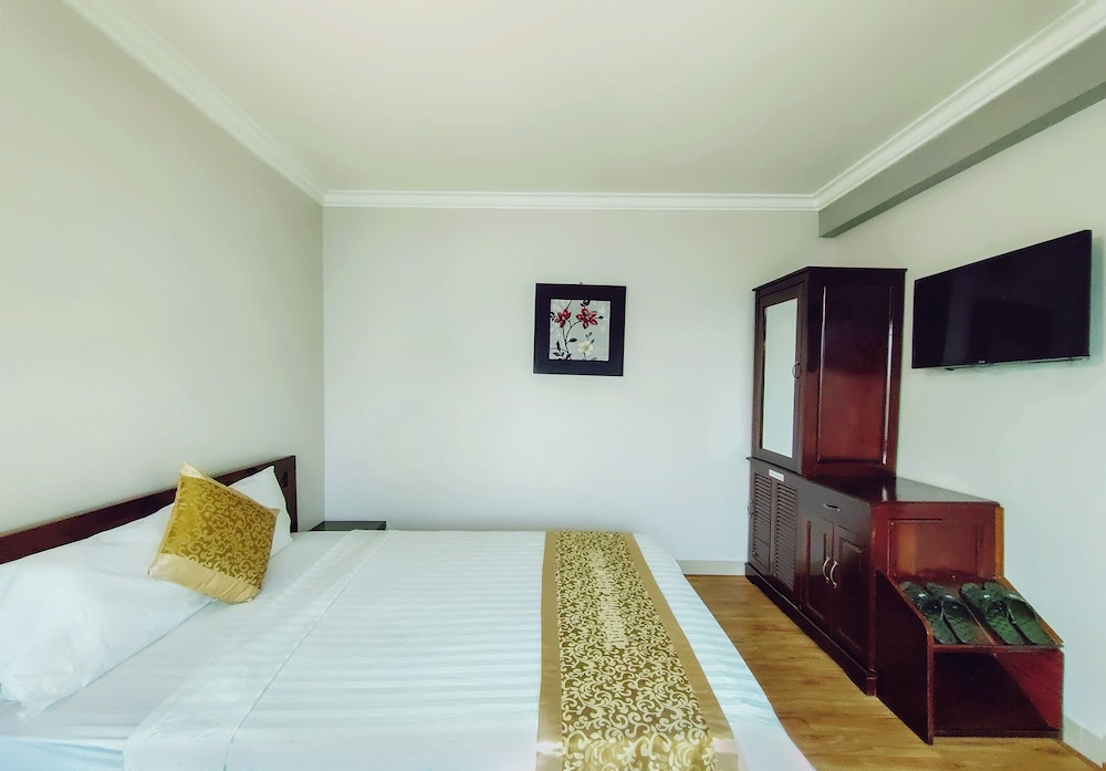 Indochina Airport Hotel 18/45