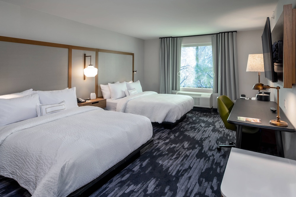 Fairfield Inn Suites Little Rock Airport 9/32