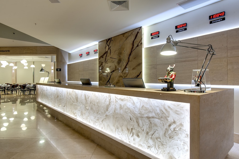 K Hotel 5/33