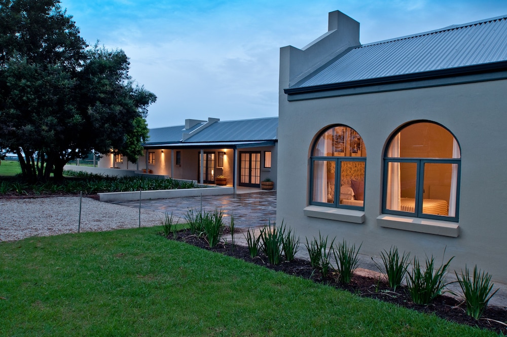 Rare Earth Country House 21/28