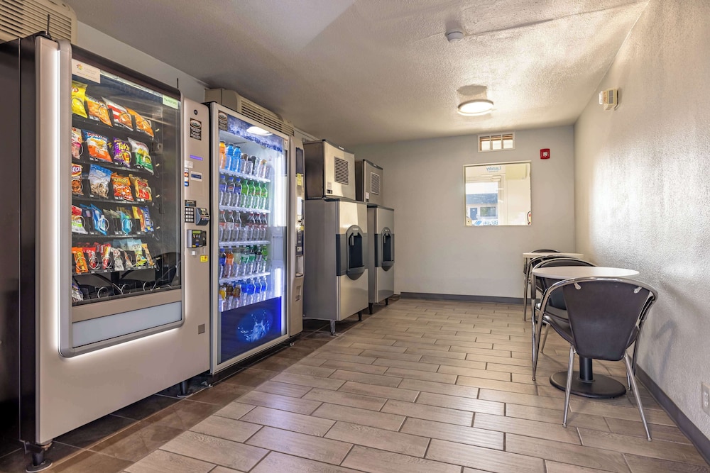 Motel6 Twin Falls, ID 37/43