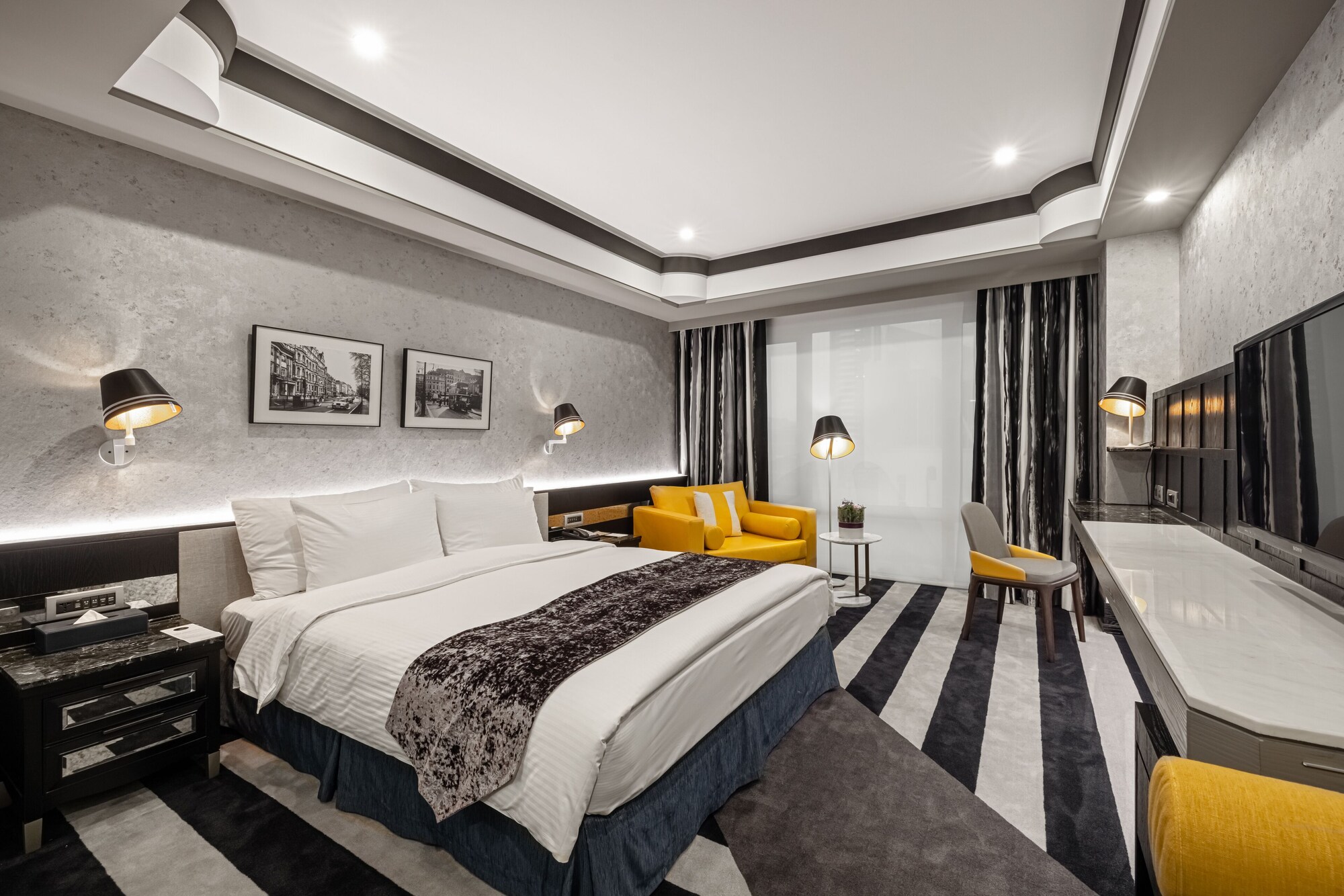 Design, Queen Bed