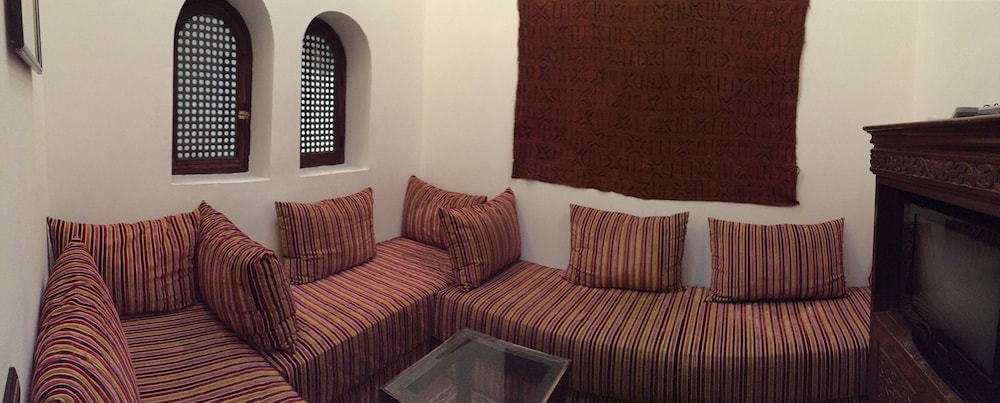 Dar el Assafir 48/69