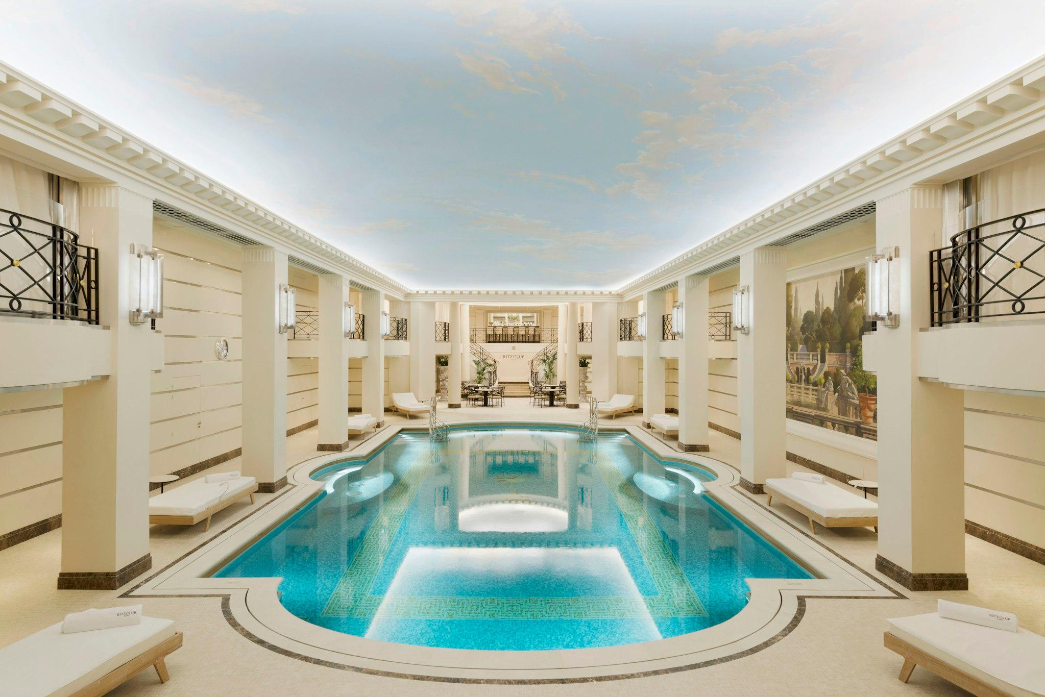 Grand, Garden, Suite
