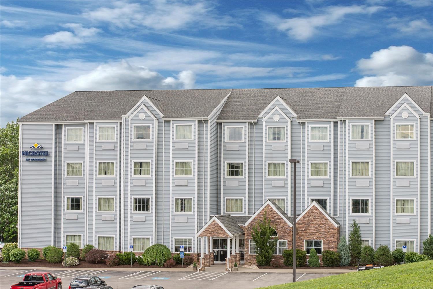 Microtel Inn & Suites By Wyndham Waynesburg 1/6