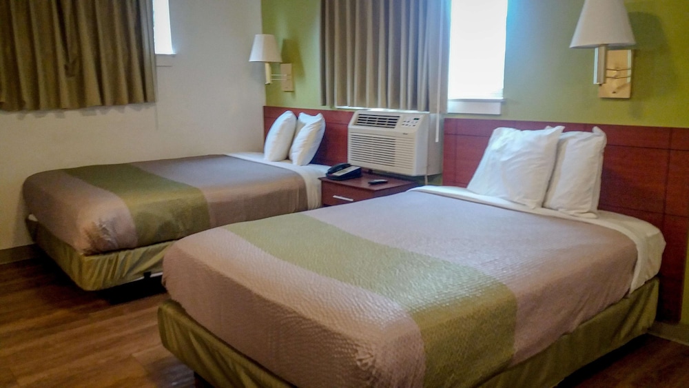 Motel6 Greensboro, NC - I-40 20/37