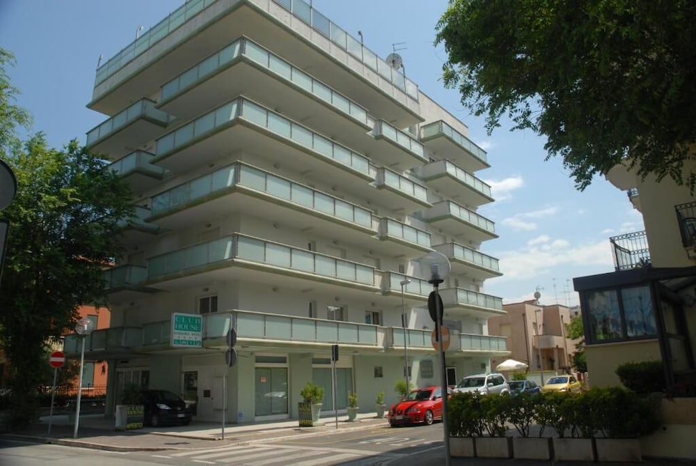 Residence Hotel Club House 21/31
