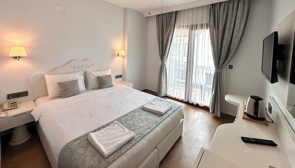 Kumluk Otel 10/50