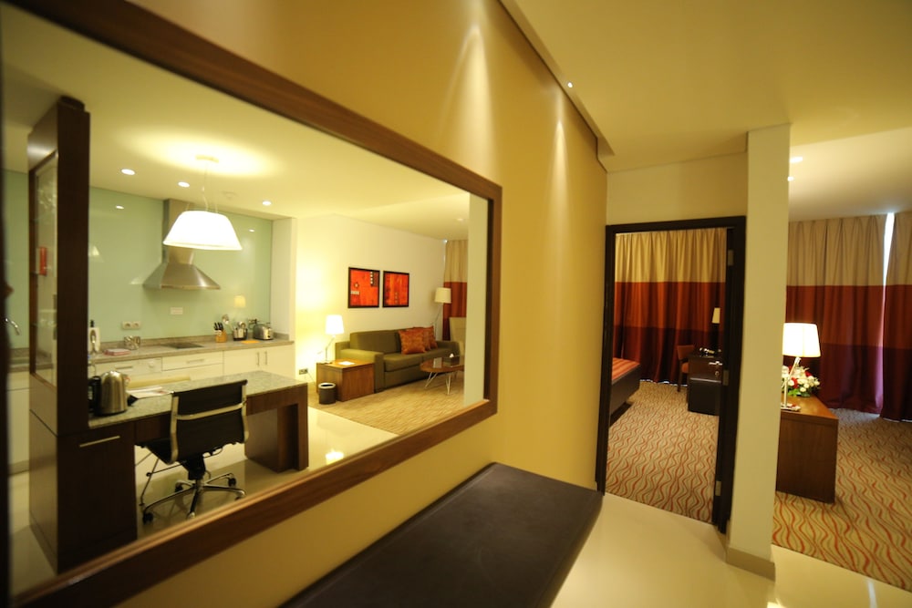 Staybridge Suites, Beirut 14/62