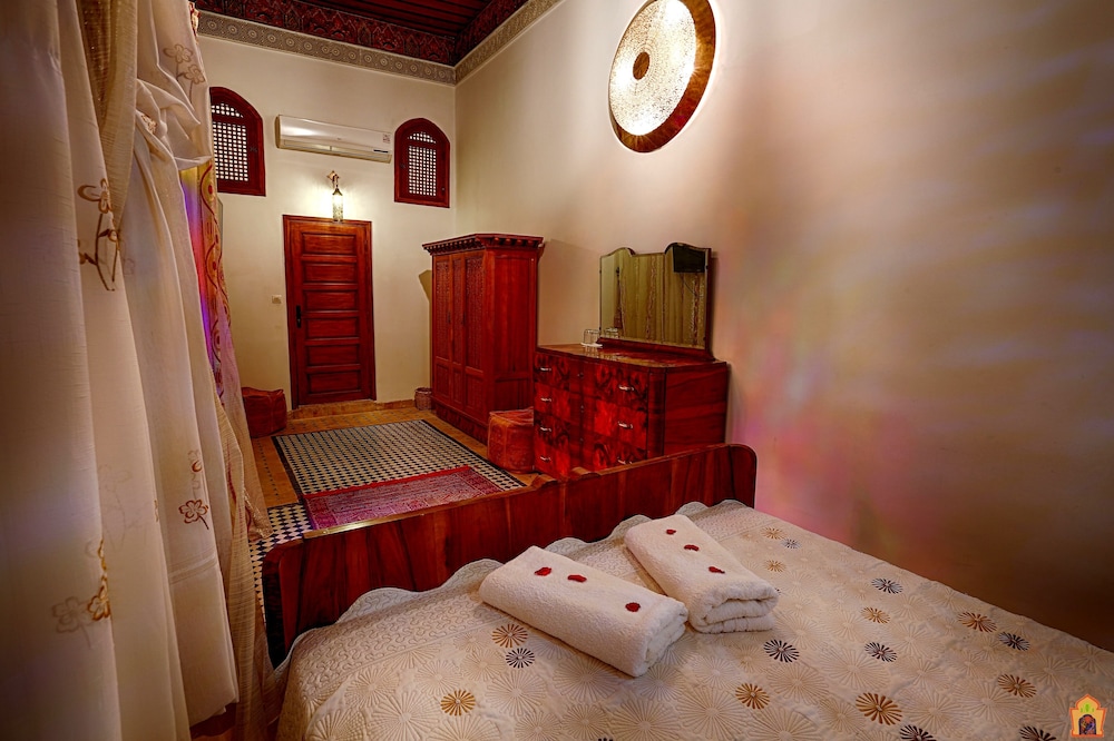 Riad TOYOUR 18/50