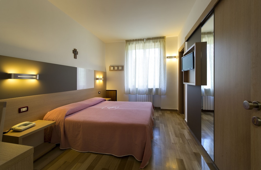 Hotel Delle Rose 15/45