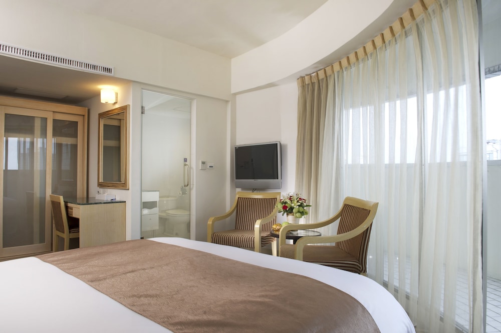 Ocean Hyaline Hotel 27/47