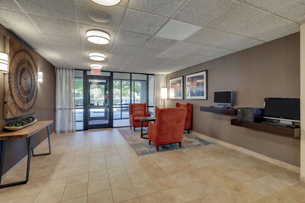 Drury Inn & Suites Charlotte University Place 43/50