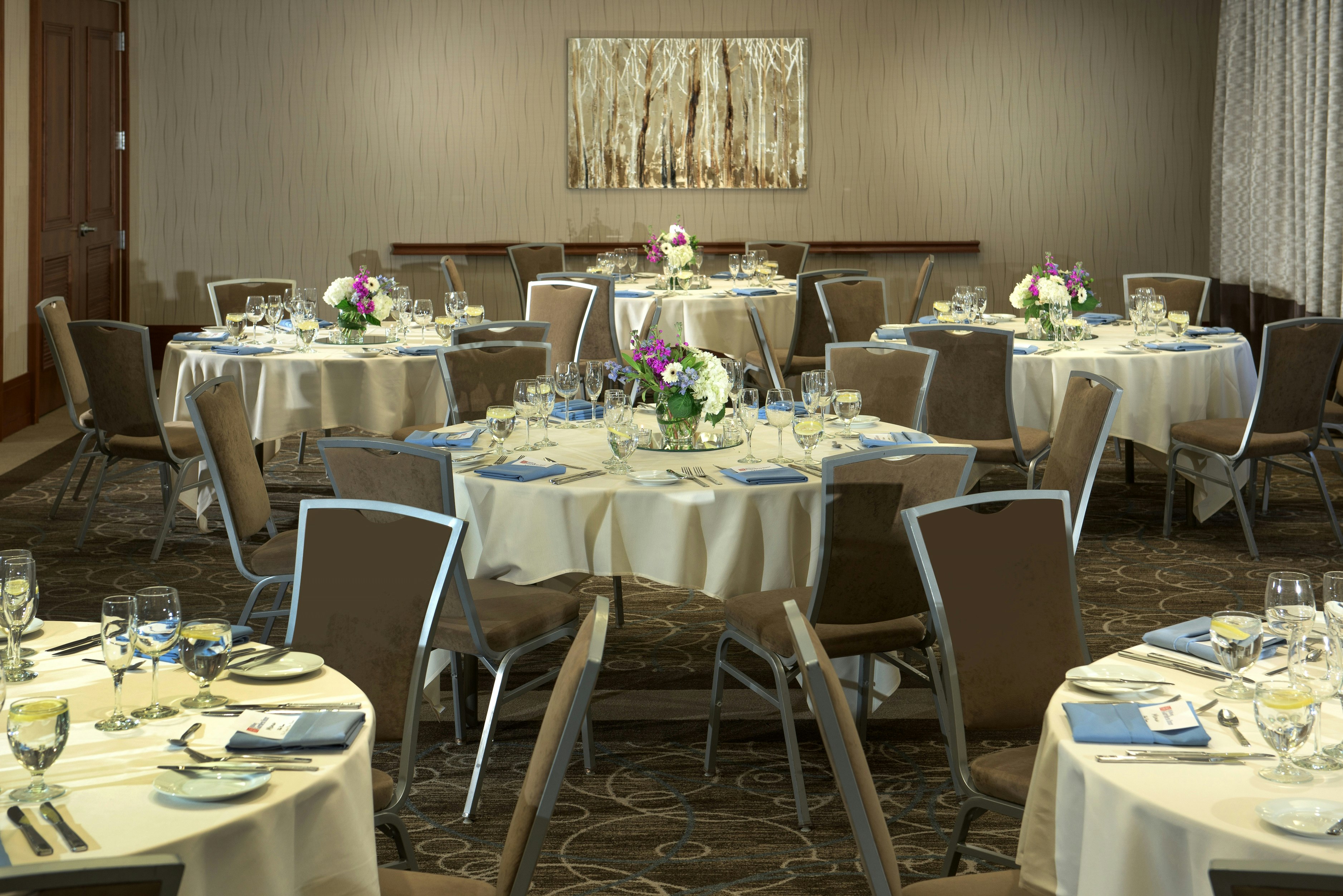 Hilton Garden Inn Portsmouth Downtown 38/54