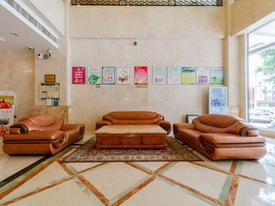 Golden Diamond Hotel 39/48