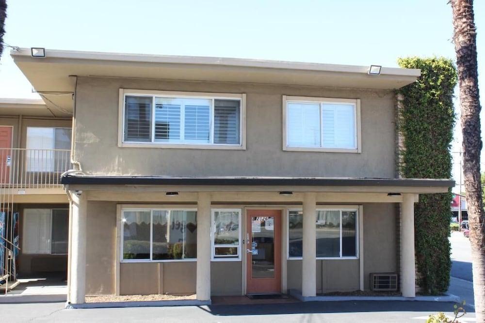Budget Inn Redwood City 2/44