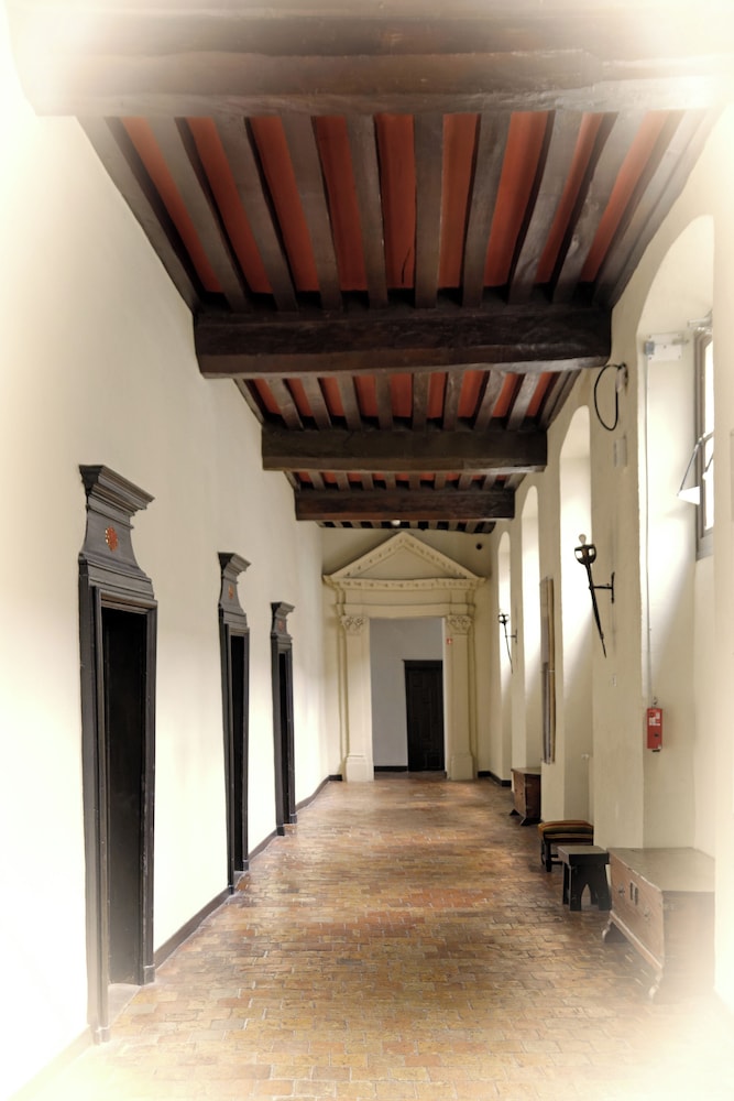 Grand Hotel de L Abbaye 35/50