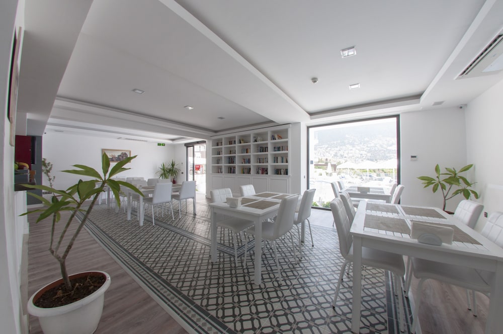 Rhapsody Hotel Kalkan - Adults Only +12 61/88
