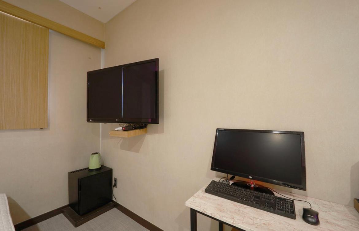 Nampo Comma Hotel 38/48