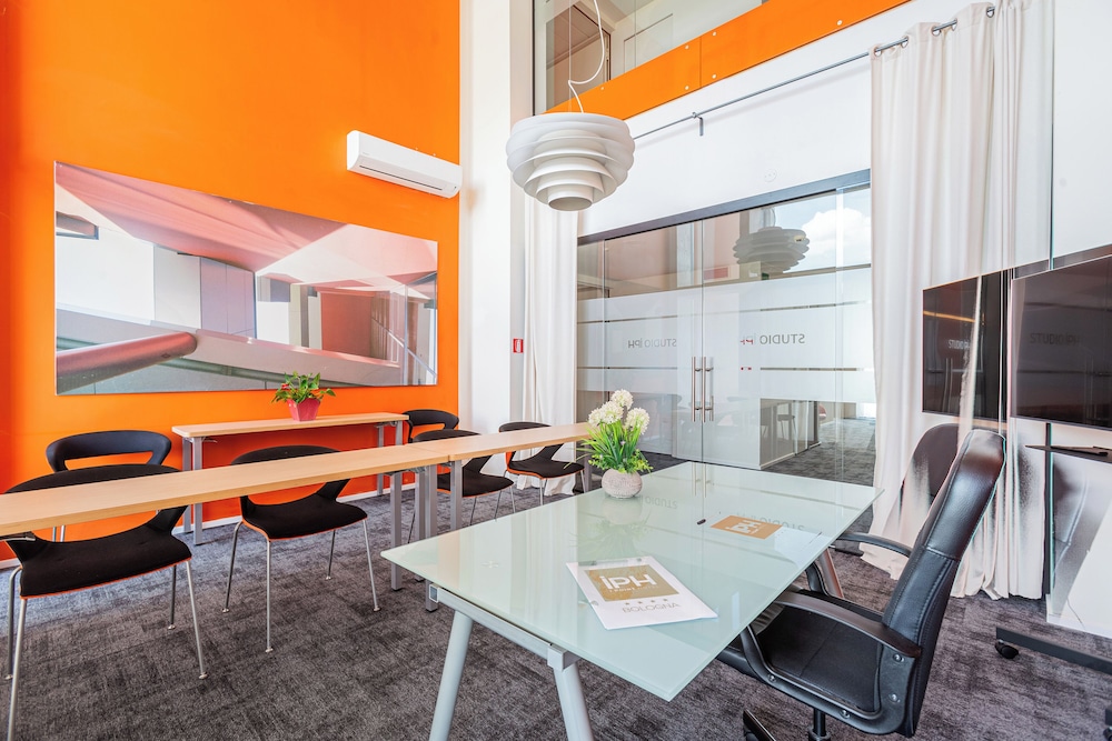 Ipoint Hotel 36/50