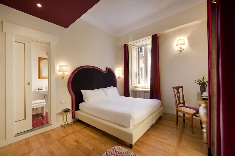 Residenza Frattina 4/49