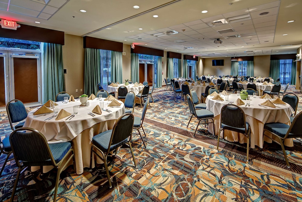 Hilton Garden Inn Charleston / Mt Pleasant 45/58