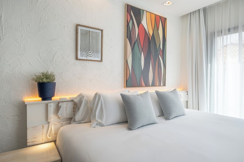 Hotel Cetina Cabo de Palos Puerto 13/34