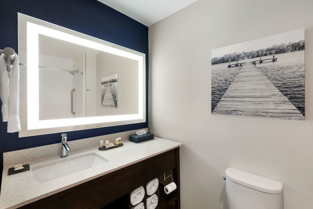 La Quinta Inn Suites By Wyndham Rock Hill 36/61