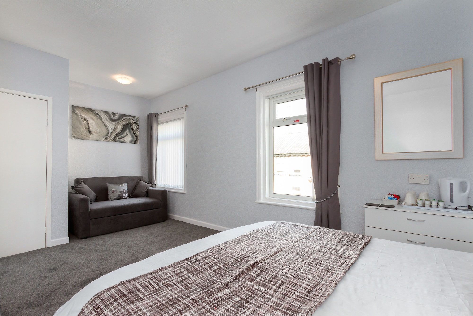 Family Suite, Family, Single Bed, Sofa
