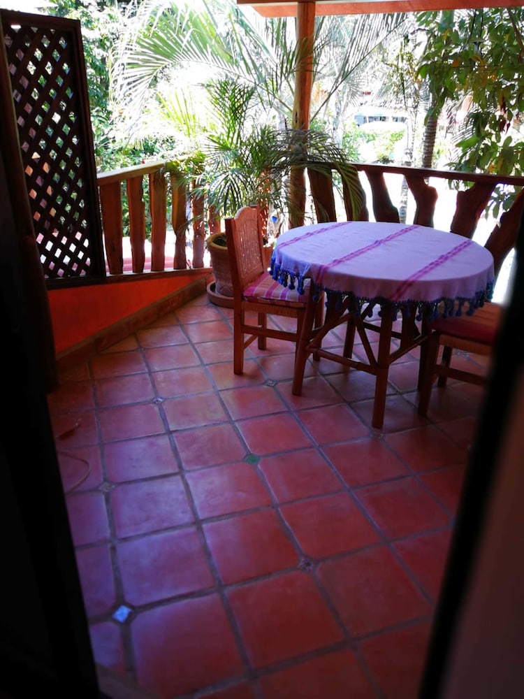 Casamar Suites 33/50
