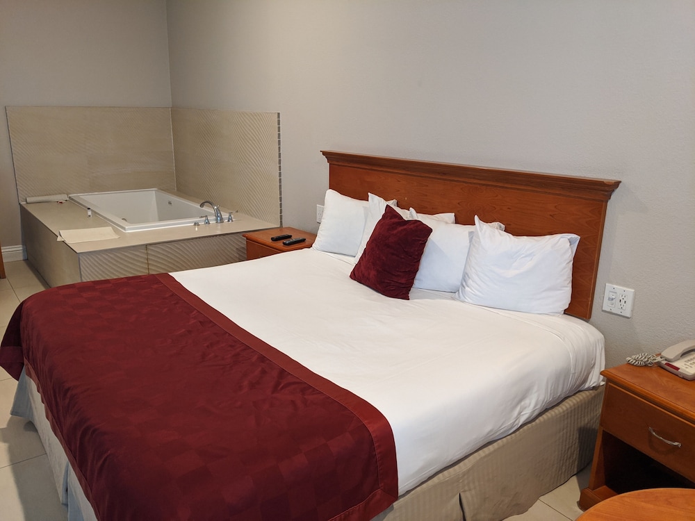 Ramada Limited Redondo Beach 23/45