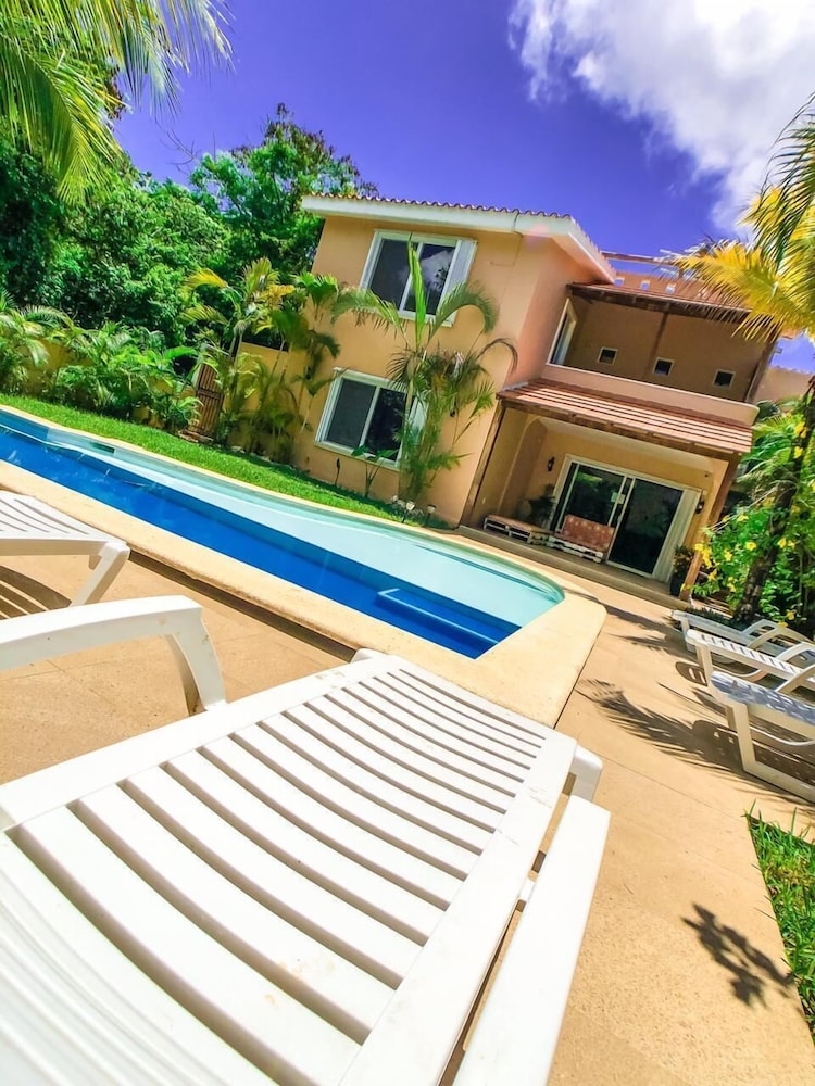 Villas Picalu Studios & Suites 41/50