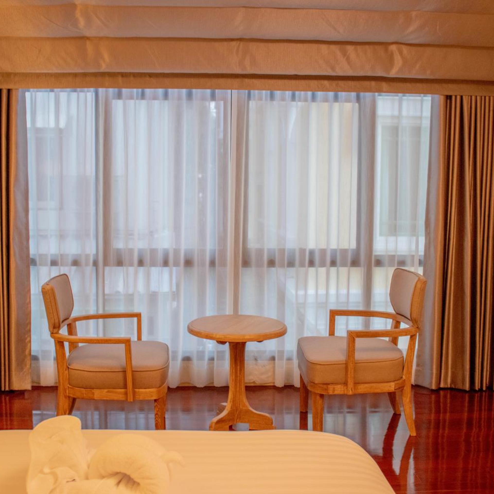 Siri Grand Bangkok Hotel 33/50