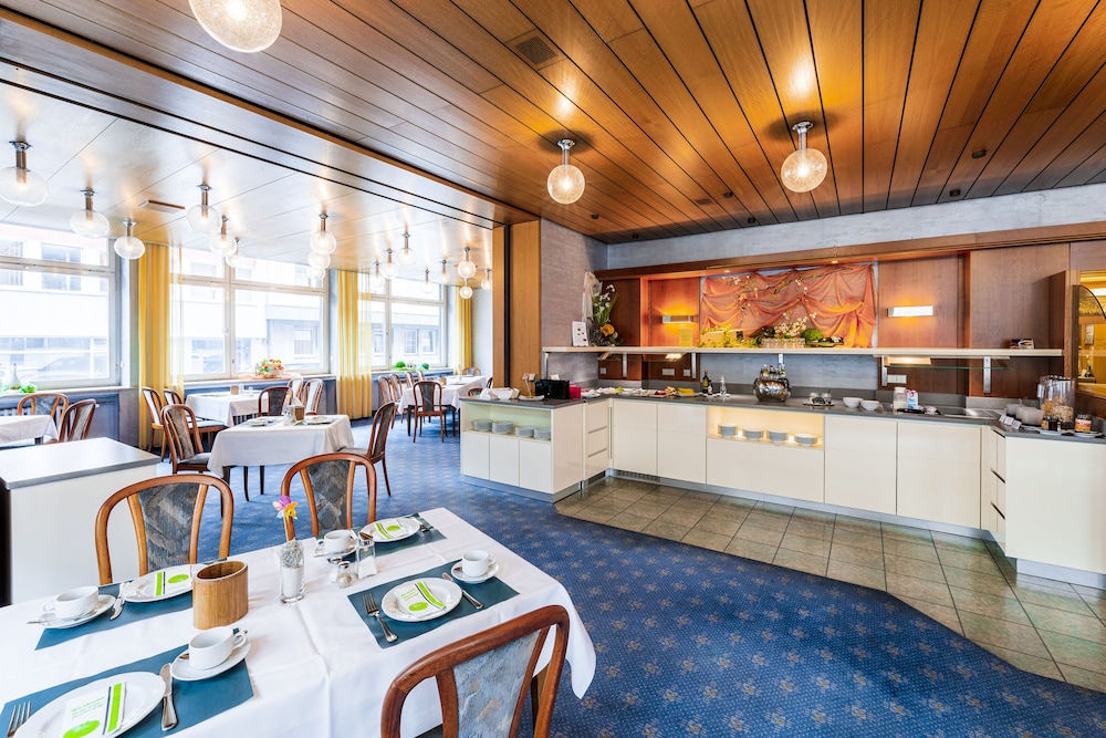 Top Vch Hotel Wartburg Stuttgart 34/39