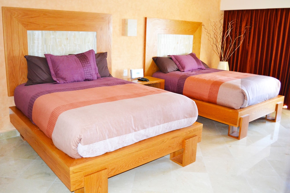 Hotel Palmas De Cortez 11/50