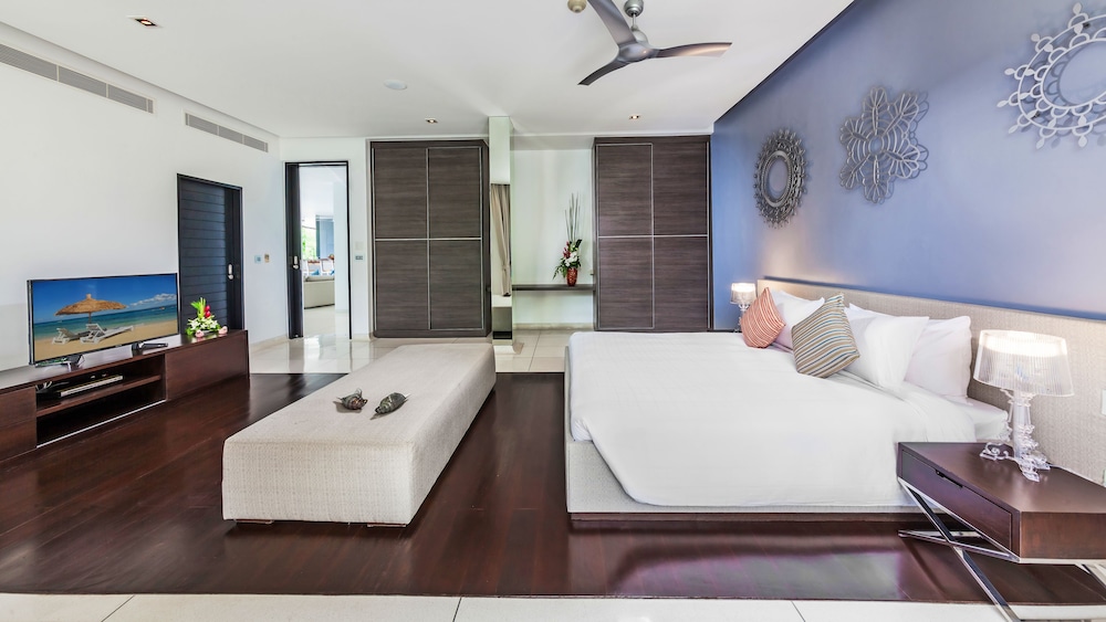 PANORAMIC, 5 BEDROOMS, VILLA, BEACH SIDE, SEA VIEW