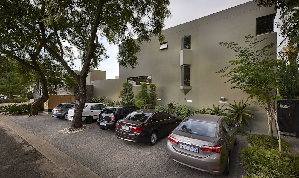 Dynasty Forest Sandown Accommodation 58/69