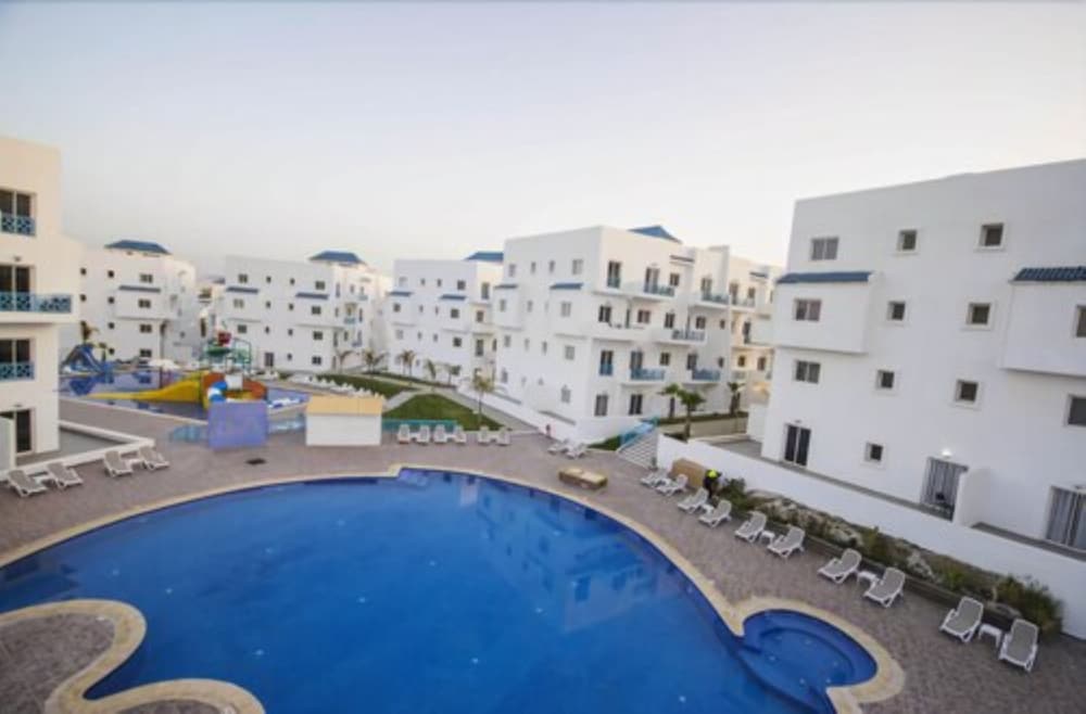 L Escale Appart Hotel 64/67