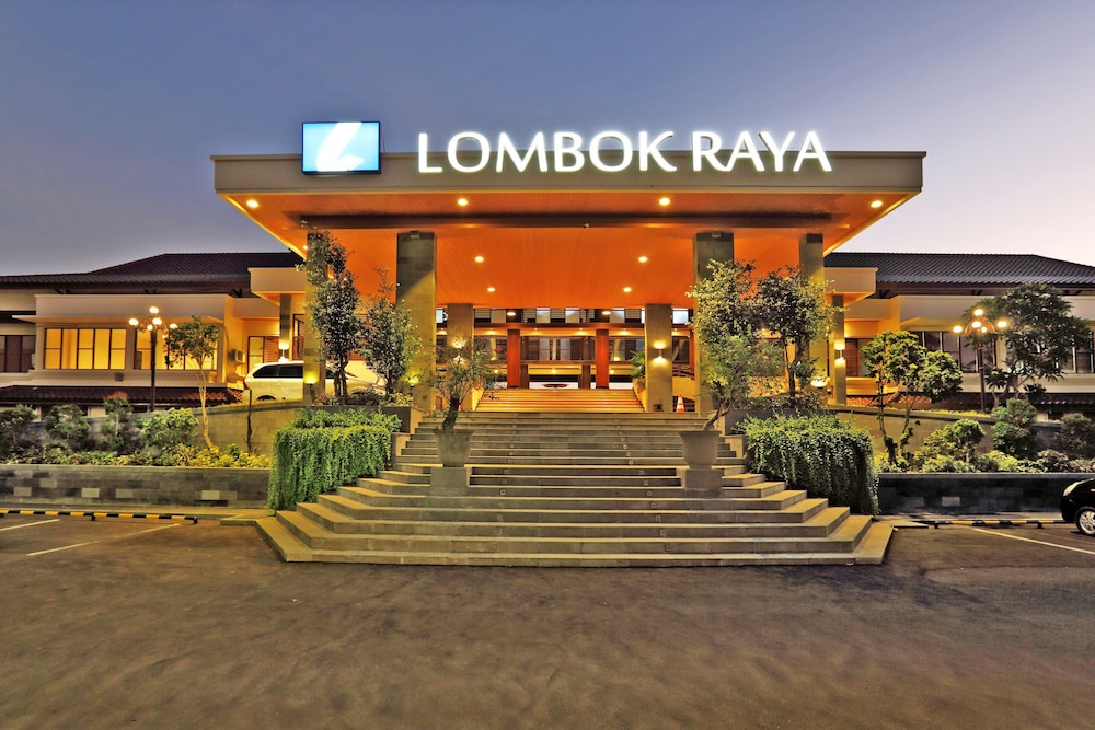 Lombok Raya Hotel 6/57