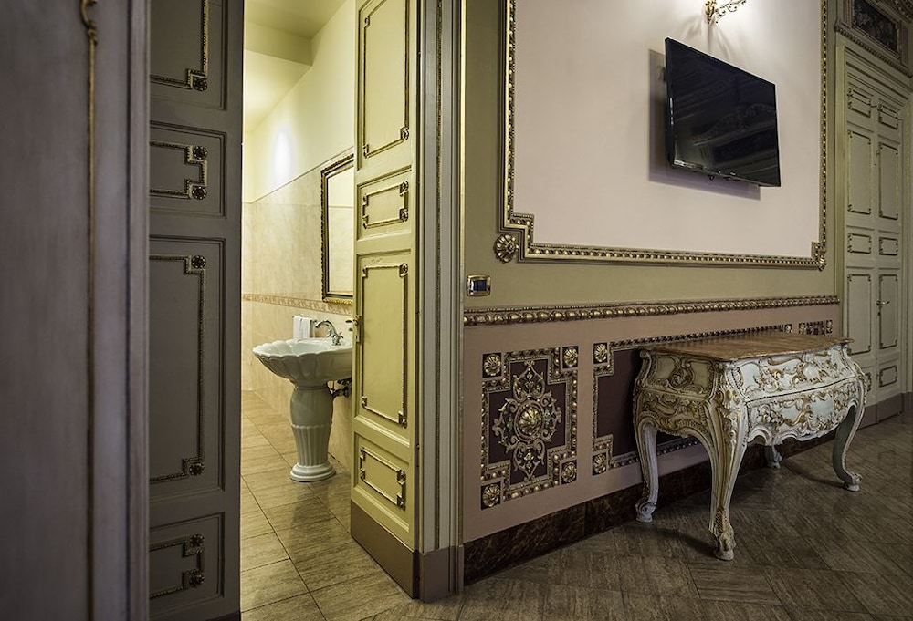 Hotel Sofia 30/38