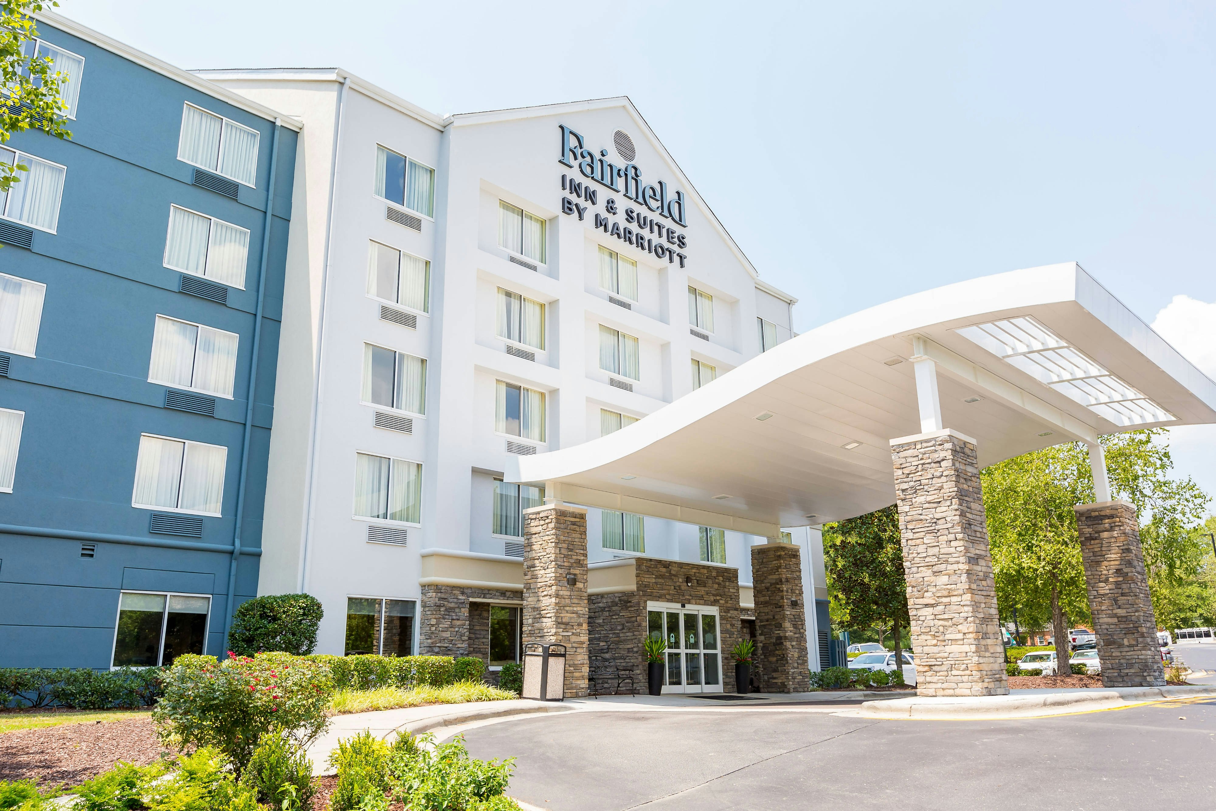 Fairfield Inn & Suites Raleigh Durham Airport Research Triangle Park 1/7