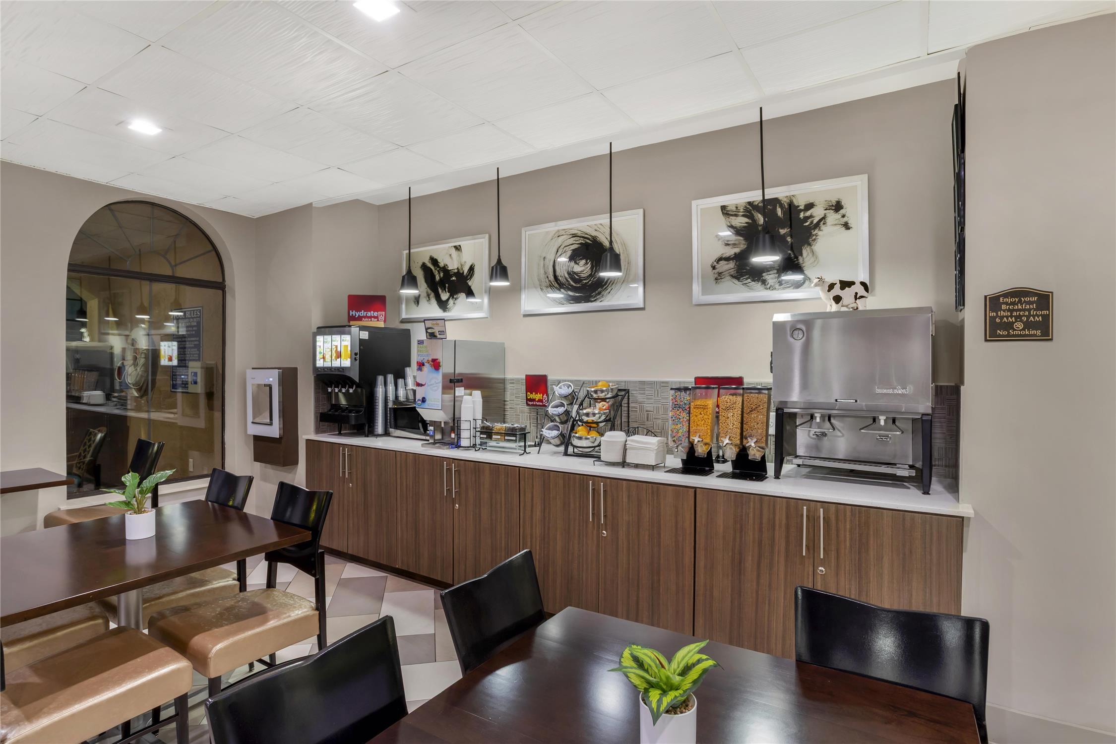 Best Western Plus Heritage Inn Houston 15/23
